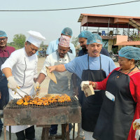 रिब्दिकोटका ६५ जना विपन्न समुदायलाई स्वास्थ्य बिमा