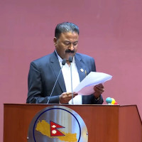 प्रतिकूल मौसमले उडान प्रभावित