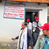 दुर्घटना न्यूनीकरणका लागि कपिलवस्तु नगरपालिकाले प्रहरीलाई दियो रोड ब्यारिगेट