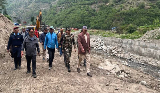 पर्यटकको रोजाइमा पुम्दीकोट