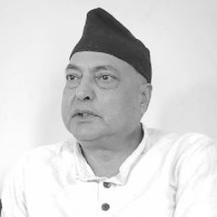 प्रधानमन्त्री प्रचण्ड र अध्यक्ष ओलीबिच समसामयिक विषयमा छलफल