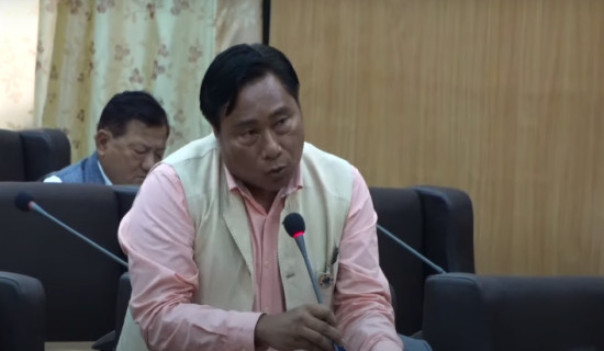 सरकारको कार्यशैलीप्रति असन्तुष्टी