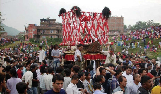 ‘अहिले सङ्गीतमा धेरै प्रतिस्पर्धा छ’