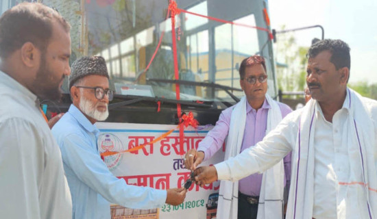बालगृहले गरिदियो रजनीको बिहे