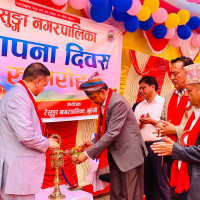 अन्तर्राष्ट्रिय उडानको माग गर्दै व्यवसायीको धर्ना