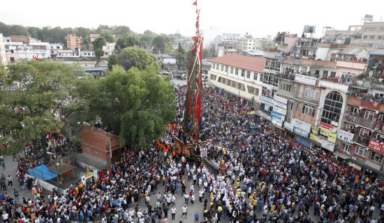रातो मच्छिन्द्रनाथको रथ
