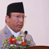नेपाली श्रमिकको स्वास्थ्यका लागि सघाउन युएईसँग स्वास्थ्य मन्त्रीको आग्रह