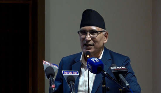 ‘आयोजना तथा कार्यक्रम हेरफेर गर्छौं’