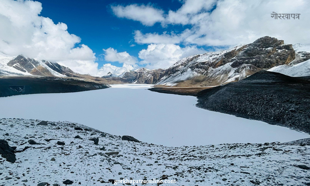 जमेको बरफ पग्लिएन तिलिचो