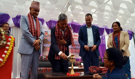 कर्णाली देखिने गरी विकास गर्छौं : सञ्चारमन्त्री गुरुङ