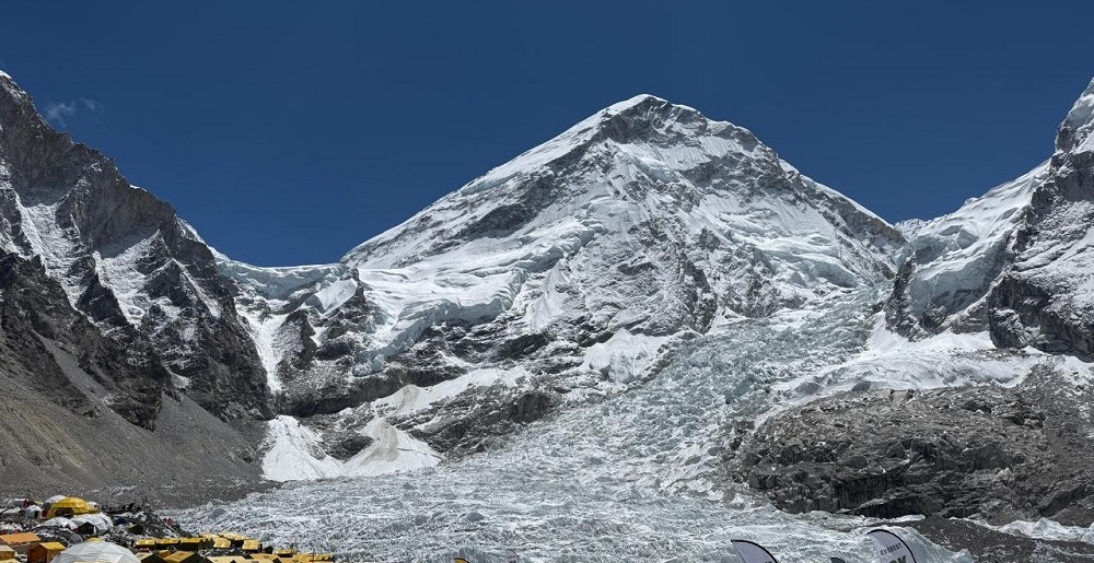 प्रतिकूल मौसमका कारण सगरमाथा आरोहण प्रभावित