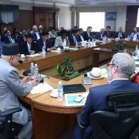 महँगियो आँटा, चामल