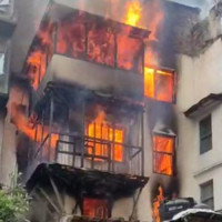 आगलागीबाट १८ घर नष्ट, ९० घर जोखिममा