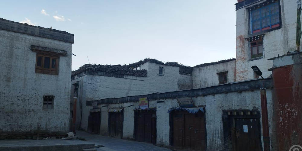 पर्यटकीय विकासको पर्खाइमा ऐतिहासिक लोमान्थाङ