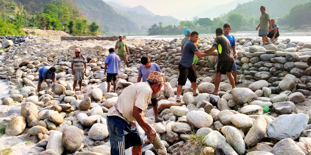 'आफ्नो गाउँ आफै बनाऊँ’ अभियानमा माझी समुदाय
