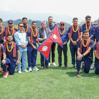 सुनको मूल्य तोलामा एक सयले घट्यो