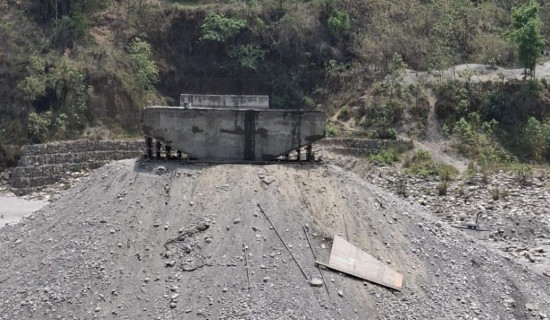 गति लिँदै कालिगण्डकी मोटरेबल स्टिल ट्रस पुल