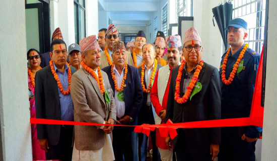अपाङ्गता भएका मतदाता भन्छन्ः ‘भोटदिने मेरो अधिकार म आफैँ प्रयोग गर्न चाहन्छु ’