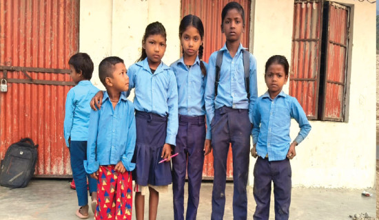विद्यालय भद्रगोल हुँदा बिथोलियो विद्यार्थीको पढाइ