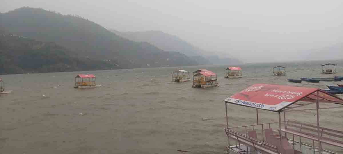 फेवातालमा मौसमको जानकारी लिएर मात्र डुंगा सयरको अनुमति