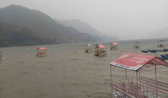 फेवातालमा मौसमको जानकारी लिएर मात्र डुंगा सयरको अनुमति