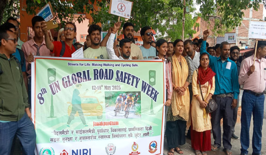 मिथिलाञ्चलका शक्तिपीठमा खोइँछा र लड्डु चढाउने भक्तजनको भीड