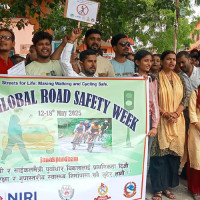 प्रहरी र पत्रकार बीच शुभकामना आदानप्रदान