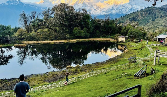 वराहपोखरीमा पर्यटक आकर्षित