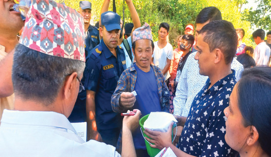 पहिरो विस्थापित परिवारले पाए जग्गा