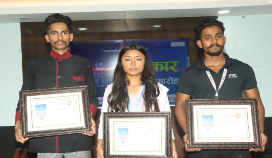 कोशी सीप उत्सवमा तीन जना युवा स्कील्स् आइकन घोषित