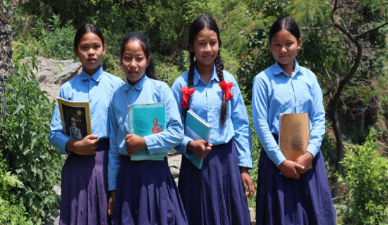 अब्बल बन्दै कान्दाका चेपाङ बालबालिका