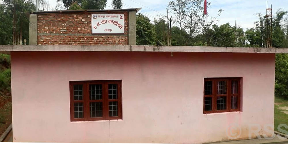 वडा कार्यालय बनाउन ललित तामाङद्वारा निः शुल्क जग्गादान