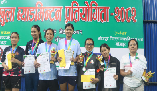 नङशलदेवी र नीतालाई ब्याटमिन्टन उपाधि