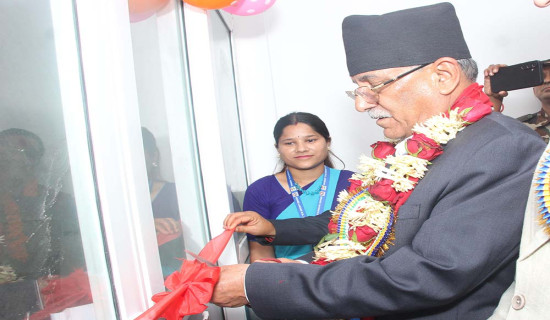 शहिदलखन गाउँपालिकाको प्रशासकीय भवन उद्घाटन