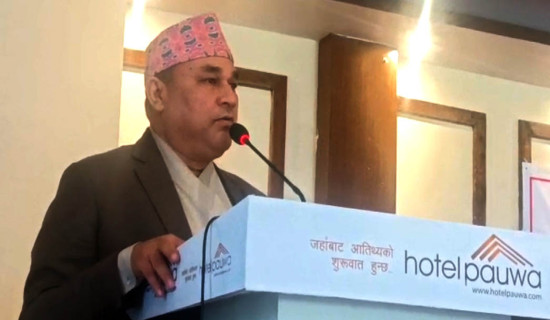 गरिबी घटाउन खुला छलफल गरौं : मुख्यमन्त्री शाह