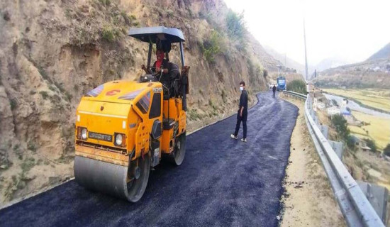 स्तरोन्नति गरिँदै कर्णाली राजमार्ग