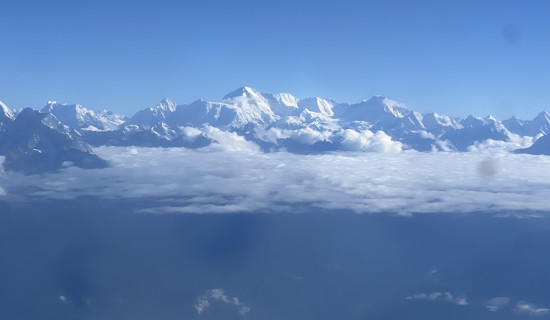 सगरमाथा देखेपछि आरोही भन्छन् : वाऊ ! इस्ट् अमेजिङ