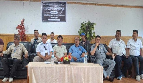 सार्वजनिक यातायात थन्क्याउने चेतावनी
