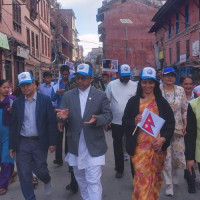 कतै फालाफाल कोही मालामाल