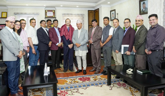 एचआइडिसियलका प्रमुख कार्यकारी अधिकृत थापाद्वारा शपथग्रहण