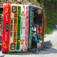 सुनको मूल्य घट्यो, चाँदीको बढ्यो