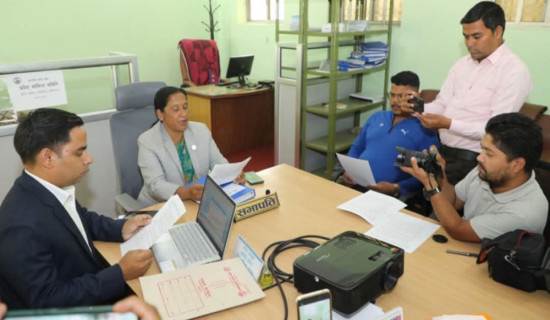 पुनर्निर्माणलाई प्राथमिकतामा राख्न समितिको निर्देशन