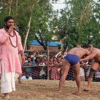 ताप्लेजुङ अस्पताललाई स्वास्थ्य सामग्री प्रदान