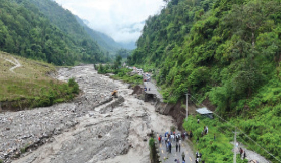 कोशी राजमार्गको पीडा : पूर्वी पहाडमा लेउतीले दिएको दुःख