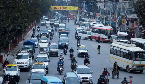 चल्न थाले सार्वजनिक सवारी साधन