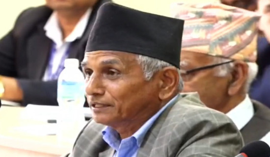 २६ सांसदले विभिन्न १४ मातृभाषामा शपथ