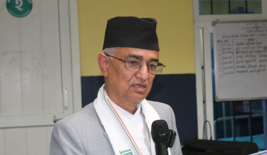 मन्त्री दाहालसँग भारतीय राजदूत श्रीवास्तवको भेट