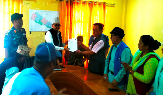 टिङ्कर सडकमा न्यून बजेट दिएको भन्दै ज्ञापनपत्र