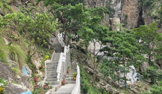 बाँदर कुद्ने भिर अहिले पर्यटकको रोजाइमा