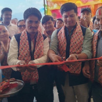 तस्बिरमा वसन्तपुरको होलीको रौनक